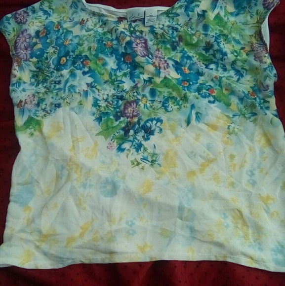 Shirt - Picture 1 of 3